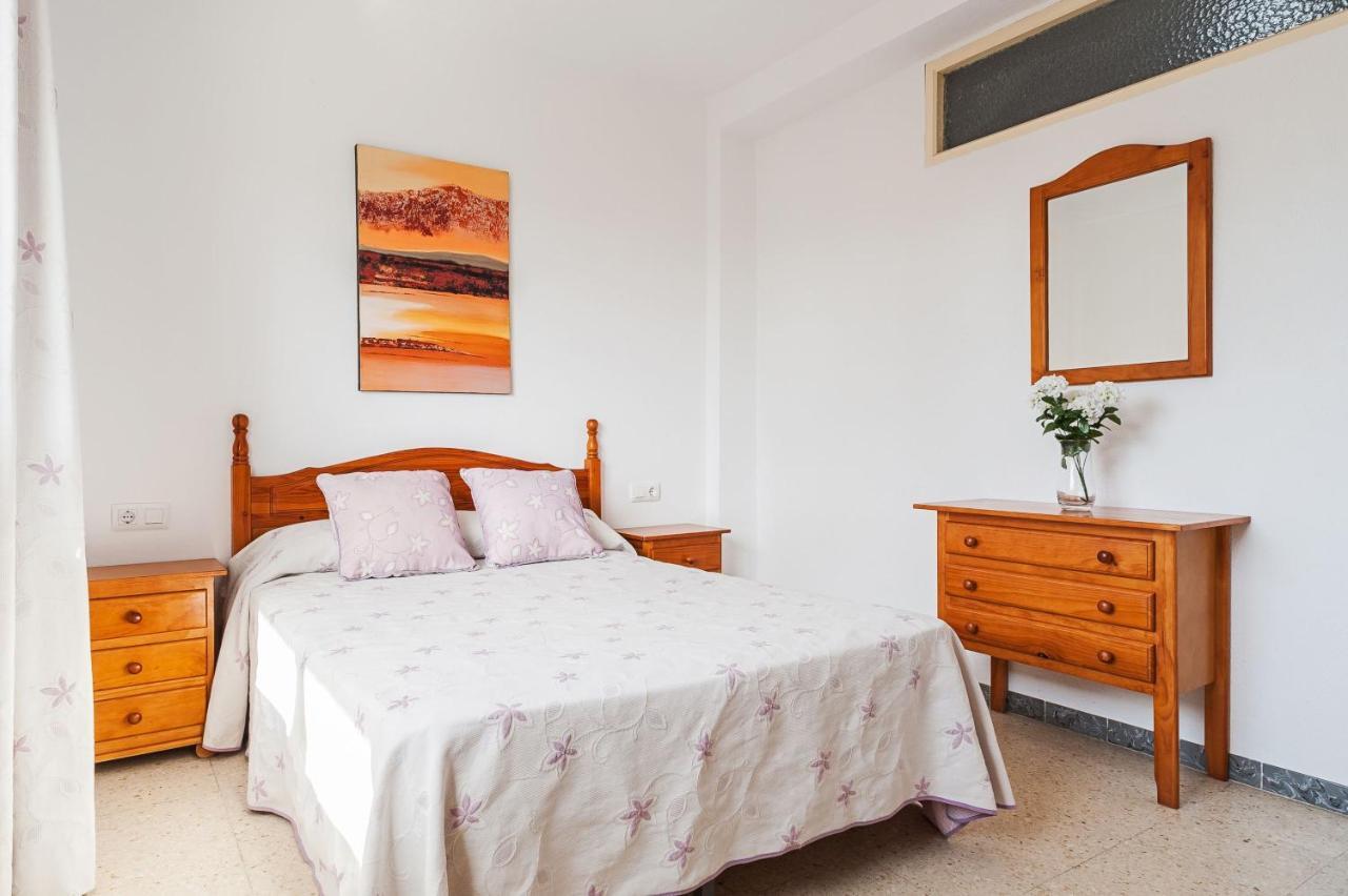 Apartamento Junto A La Playa En El Centro Кониль-де-ла-Фронтера Экстерьер фото