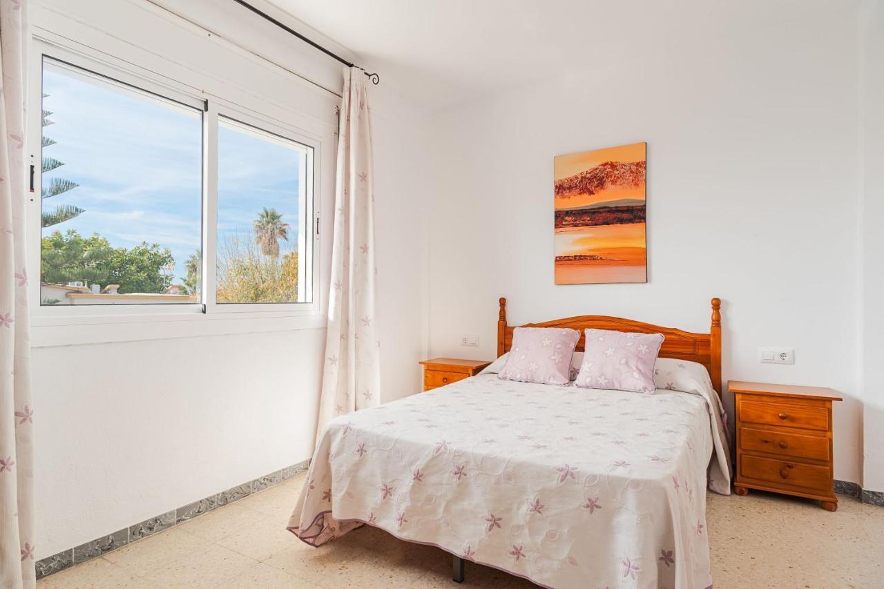 Apartamento Junto A La Playa En El Centro Кониль-де-ла-Фронтера Экстерьер фото